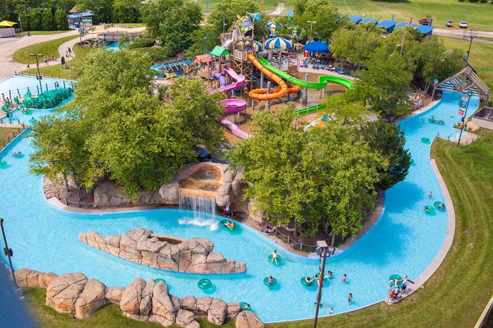 water park lazy river