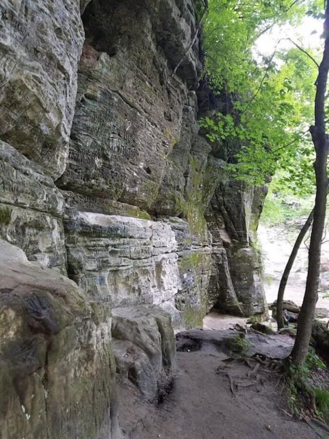 This Beautiful Midwest Waterfall Park Most Don't Even Know Exists ...