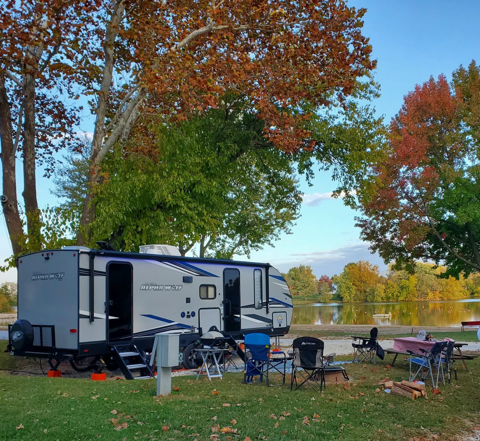 Escape To Illinois: Where Adventure Awaits At [Campground Name]